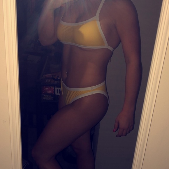 Tobi bathing suit - Picture 3 of 4